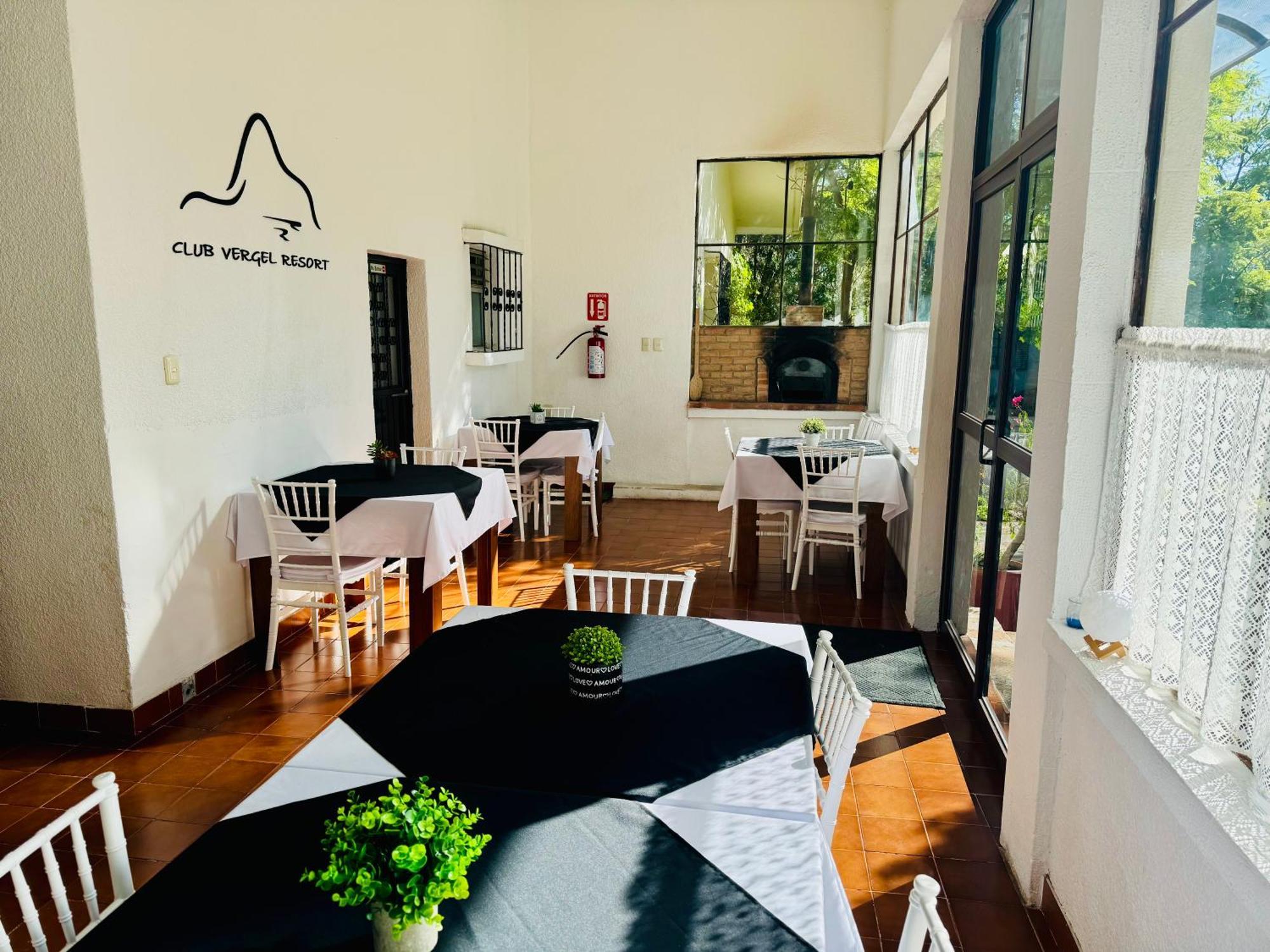 ברנל Club Vergel Resort מראה חיצוני תמונה