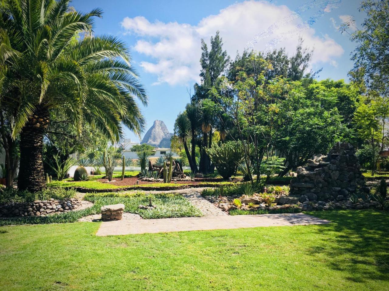 ברנל Club Vergel Resort מראה חיצוני תמונה
